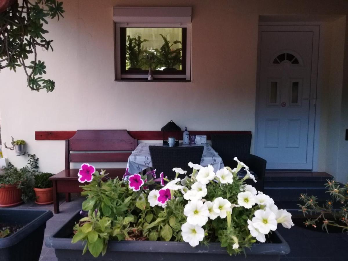 Ferienwohnung Apartman Rosa Skradin Exterior foto